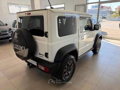 Suzuki Jimny 1.5 5MT Top Bianco usata Spoltore