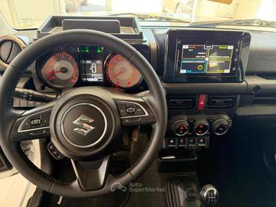 Suzuki Jimny 1.5 5MT Top Bianco usata Spoltore