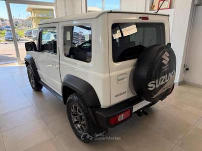 Suzuki Jimny 1.5 5MT Top Bianco usata Spoltore