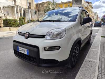 Fiat Panda FireFly S&S Hybrid City Life Bianco usata CORATO