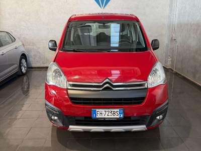 Citroen Berlingo Berlingo Multispace 1.2 BENZINA NEOPATENTATI Rosso usata Cornaredo