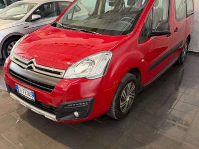 Citroen Berlingo Berlingo Multispace 1.2 BENZINA NEOPATENTATI Rosso usata Cornaredo