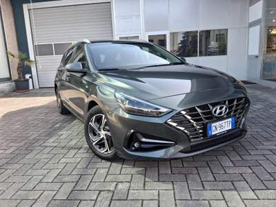 Hyundai i30 1.0 t-gdi 48V Car Play / AndroidAuto  Fari LED Grigio usata Treviglio