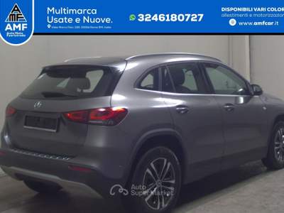 Mercedes-Benz GLA Style Navi LED MBUX RFK T-Leather Sport Grigio usata Roma
