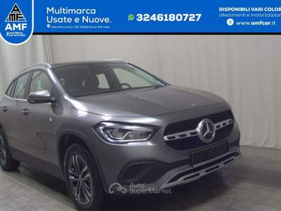 Mercedes-Benz GLA Style Navi LED MBUX RFK T-Leather Sport Grigio usata Roma