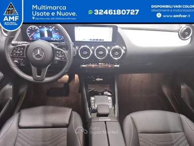 Mercedes-Benz GLA Style Navi LED MBUX RFK T-Leather Sport Grigio usata Roma
