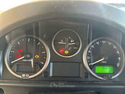 Land Rover Defender 110 2.4 td Crew Cab Bianco usata Mornago