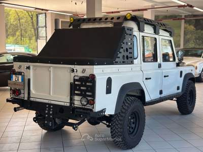 Land Rover Defender 110 2.4 td Crew Cab Bianco usata Mornago