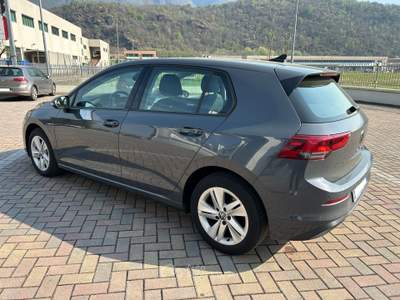 Volkswagen Golf Golf 1.0 eTSI DSG Grigio usata Darfo Boario Terme