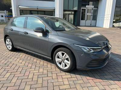 Volkswagen Golf Golf 1.0 eTSI DSG Grigio usata Darfo Boario Terme