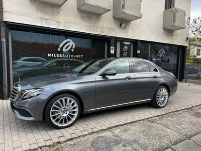 Mercedes-Benz Classe E BlueTEC Pelle LED Premium Surround  Camera 360° Grigio usata Rubano