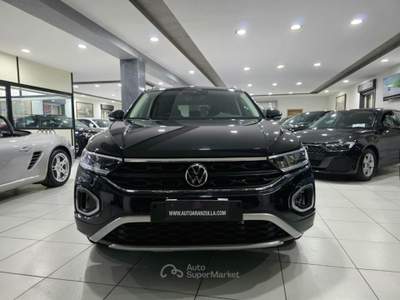 Volkswagen T-Roc NEW 2.0 TDI SCR 150CV DSG Life GOAL Navi - IQ Led Nero usata Mirabella Imbaccari