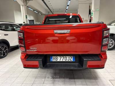 Isuzu D-Max N60 N60 1.9 aut. Crew F+ Cab Arancione usata Siena