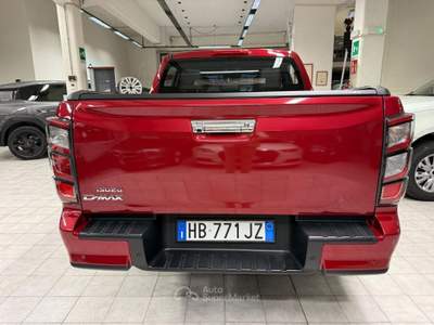 Isuzu D-Max N60 N60 1.9 aut. Crew F+ Cab Rosso usata Siena