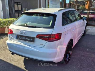 Audi A3 A3 III 2013 Sportback Sportback 1.6 tdi Ambition s-tronic Bianco usata Massa