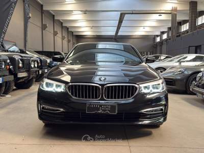 BMW Serie 5 540i i xDrive Touring Luxury Nero usata Bologna