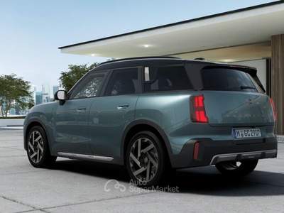 MINI Clubman 1.5 48V C Favoured Steptronic Verde usata Padova