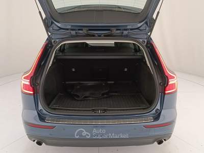 Volvo V60 V60 2.0 b4 momentum business auto Blu/Azzurro usata Rivoli