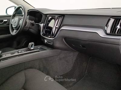 Volvo V60 V60 2.0 b4 momentum business auto Blu/Azzurro usata Rivoli