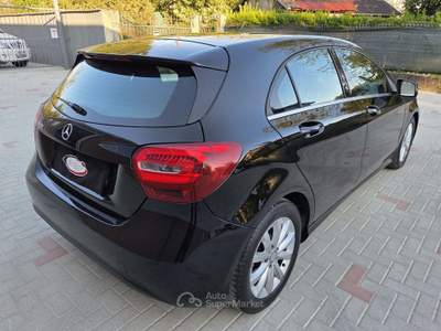 Mercedes-Benz Classe A A 180 Executive 122cv Nero usata Robassomero