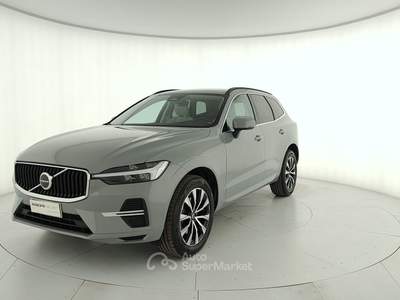 Volvo XC60 Xc60 2.0 b4 momentum auto Grigio usata Rivoli