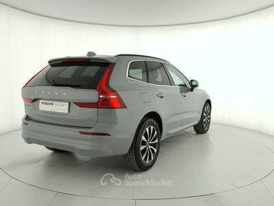 Volvo XC60 Xc60 2.0 b4 momentum auto Grigio usata Rivoli