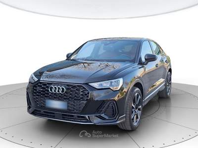 Audi Q3 Q3 sportback 35 2.0 tdi identity black quattro s-tronic Nero usata San Vendemiano