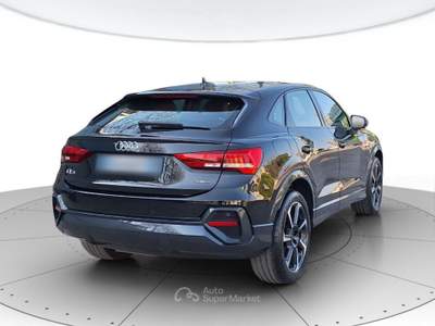 Audi Q3 Q3 sportback 35 2.0 tdi identity black quattro s-tronic Nero usata San Vendemiano