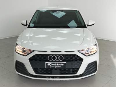 Audi A1 SPB 25 TFSI Identity Black Bianco usata Lurate Caccivio
