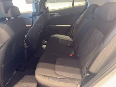 Kia Sportage 1.6 TGDi PHEV AWD AT Business Bianco usata Lurate Caccivio