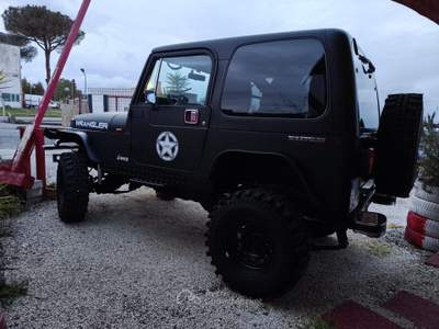 Jeep Wrangler YJ AUTO STORICA Nero usata Pomezia