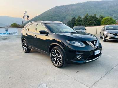 Nissan X-Trail 4WD 7 Posti Tetto Panoramico! Gancio di Traino Nero usata Concesio