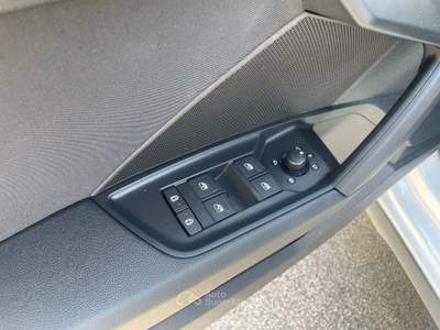Audi A3 A3 SPB 30 TDI S tronic S line edition SLINE S-LINE Bianco usata Aprilia