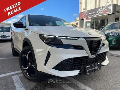 Alfa Romeo Junior 1.2 ibrida Speciale 136cv edct6 *cam*sensor Bianco usata Aprilia