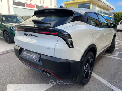 Alfa Romeo Junior 1.2 ibrida Speciale 136cv edct6 *cam*sensor Bianco usata Aprilia