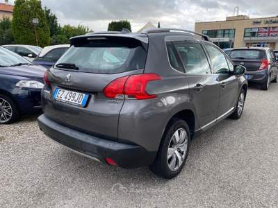 Peugeot 2008 1° serie PureTech 82 Allure Grigio usata Sinalunga