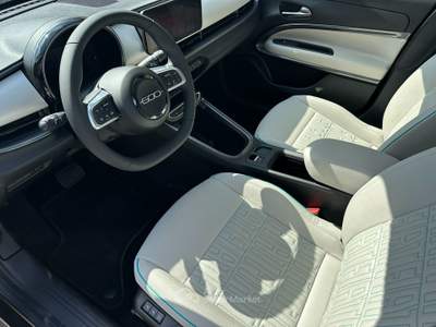 Fiat 600 Hybrid 110 CV DCT MHEV La Prima Nero usata Aprilia