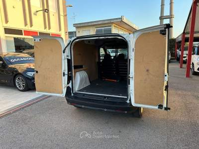 Fiat Doblò Dobl&ograve; 1.3 MJT PC-TN Cargo #3posti #infotainment Bianco usata Aprilia