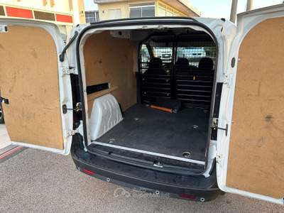 Fiat Doblò Dobl&ograve; 1.3 MJT PC-TN Cargo #3posti #infotainment Bianco usata Aprilia