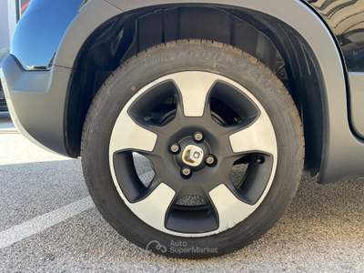 Fiat Panda Pandina CROSS 1.0 FireFly S&amp;S Hybrid 70CV Nero usata Aprilia