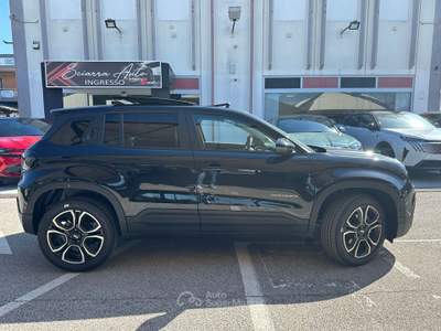 Jeep Avenger 110 CV MHEV Summit *tetto apribile* JBL Sound* Nero usata Aprilia