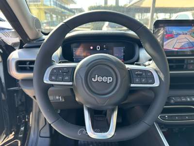 Jeep Avenger 110 CV MHEV Summit *tetto apribile* JBL Sound* Nero usata Aprilia