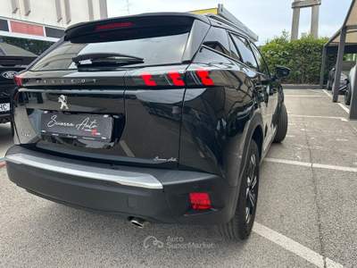 Peugeot 2008 S&S EAT8 Allure Nero usata Aprilia