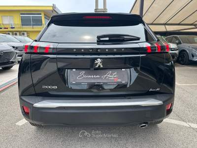 Peugeot 2008 S&S EAT8 Allure Nero usata Aprilia