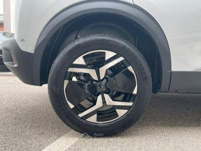 Peugeot 2008 Hybrid 145 e-DCS6 Allure *cam360 Bianco usata Aprilia