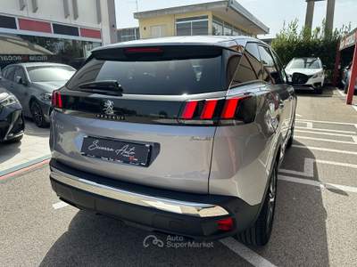 Peugeot 3008 S&amp;S EAT8 Allure Argento usata Aprilia