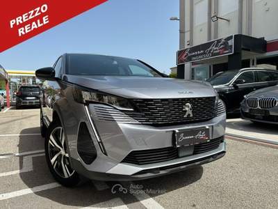 Peugeot 3008 S&S EAT8 Allure Argento usata Aprilia Peugeot 3008 S&S EAT8 Allure Argento usata Aprilia