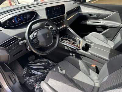 Peugeot 3008 S&amp;S EAT8 Allure Argento usata Aprilia