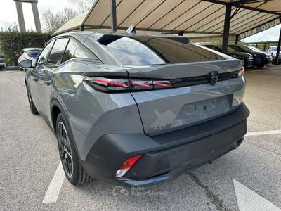 Peugeot 408 Hybrid 145 e-DCS6 GT my25 Grigio usata Aprilia