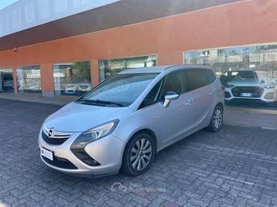Opel Zafira Tourer 2.0 CDTi 165CV aut. Cosmo 7 Posti Argento usata Gozzano